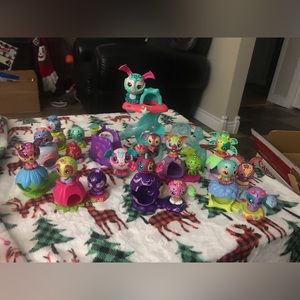 Zoobles lot of 19